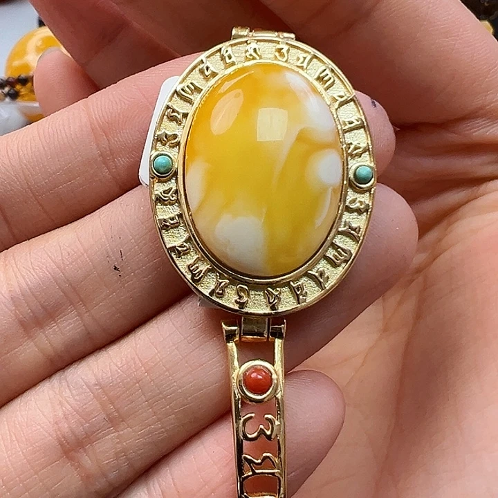 蜜蜡未镶嵌珠宝奇石