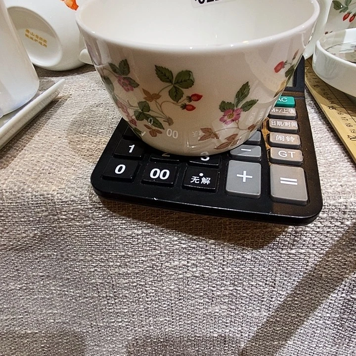 好***@骨质瓷库存产品碗10小勺10