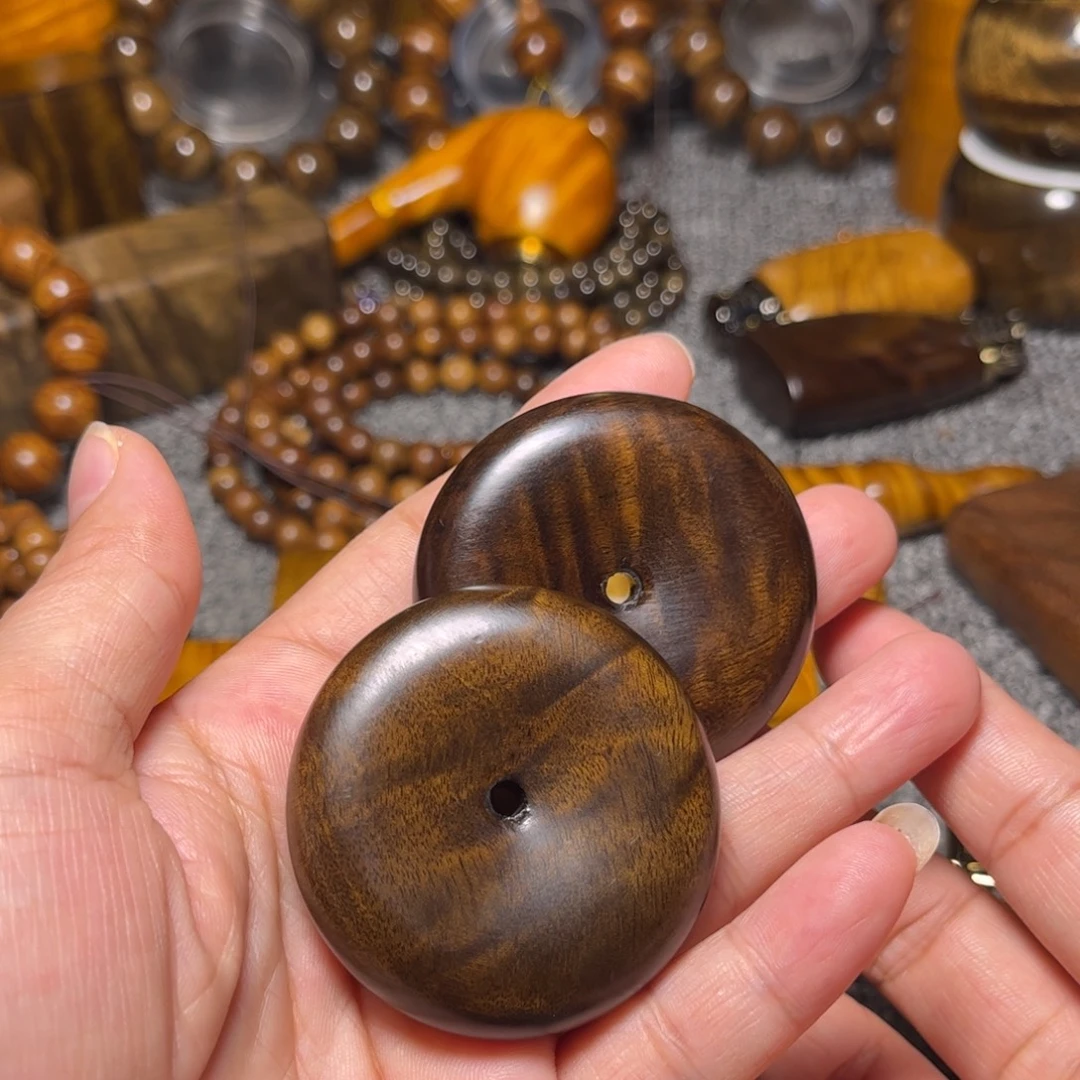 金丝楠阴沉平安扣一对福利