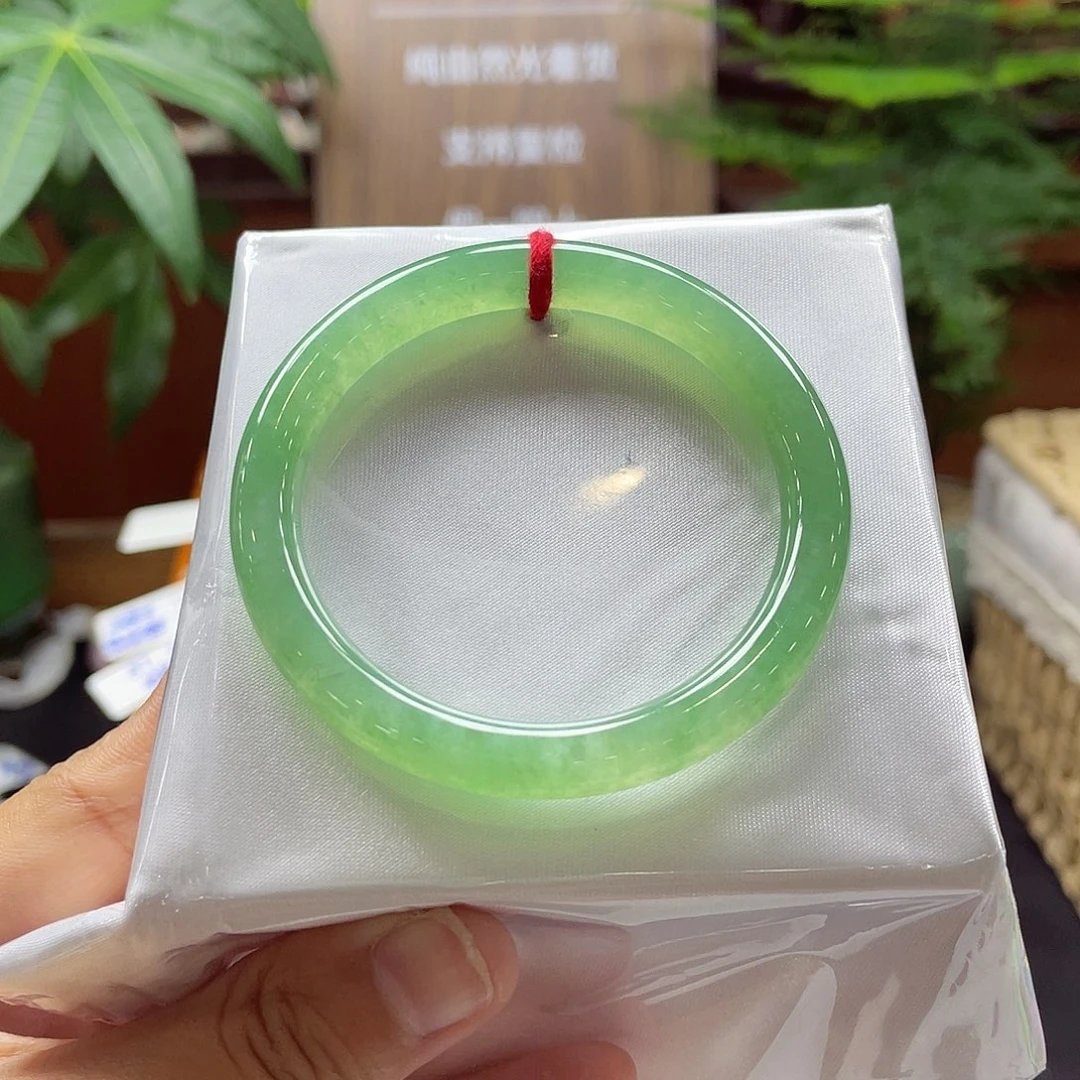 翡翠手镯未镶嵌62 号链接