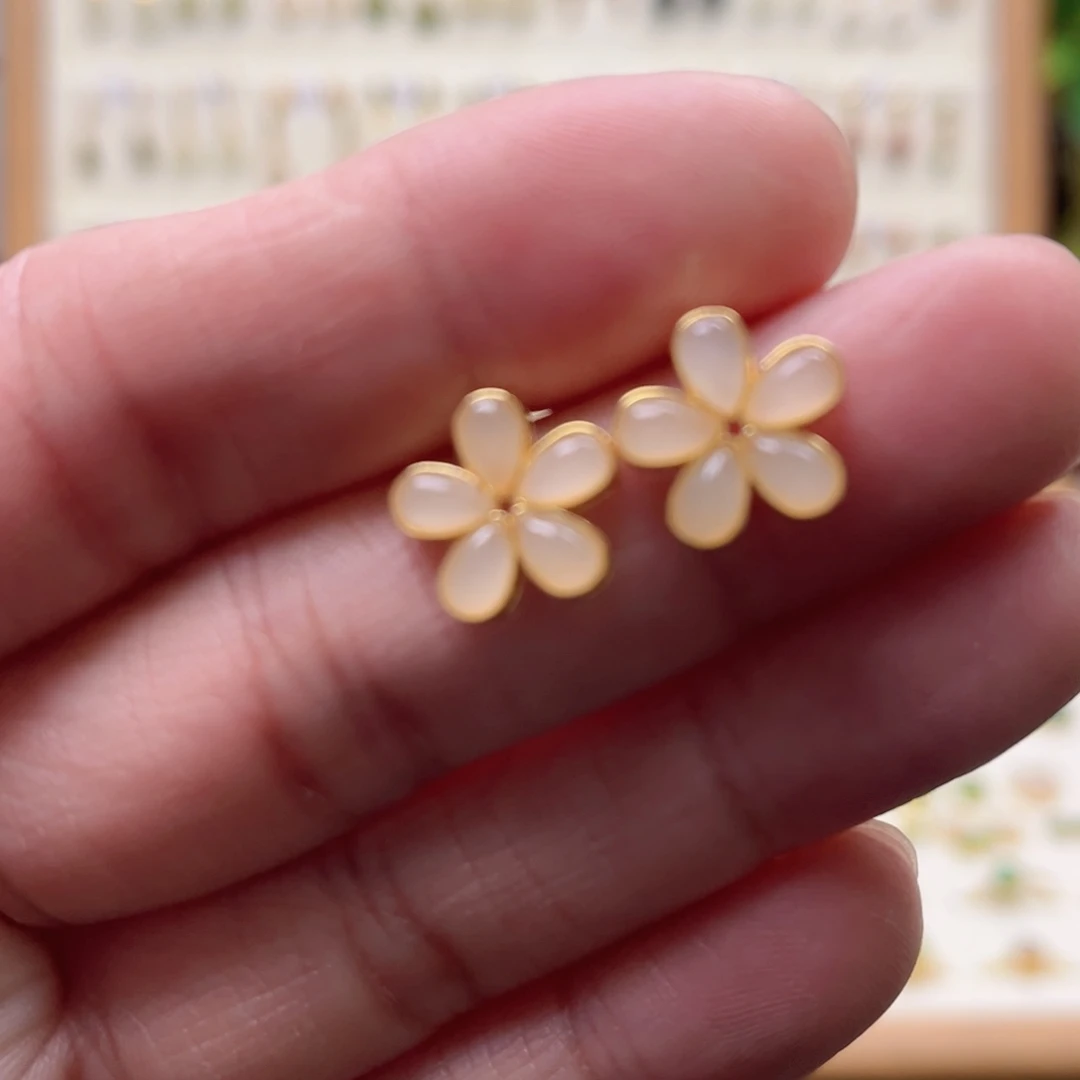 和田玉银S925镶嵌耳饰