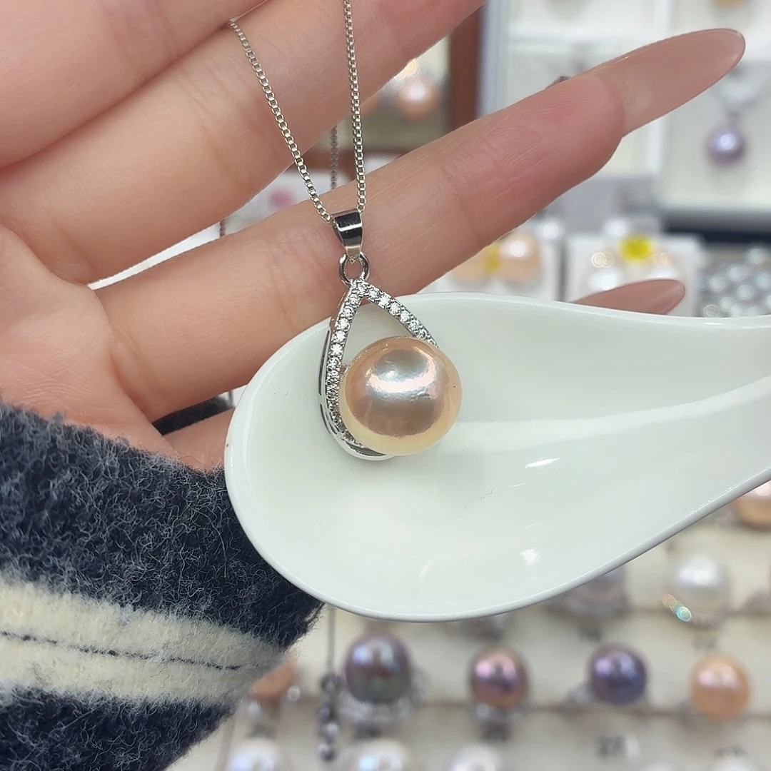 颈饰淡水珍珠合金F