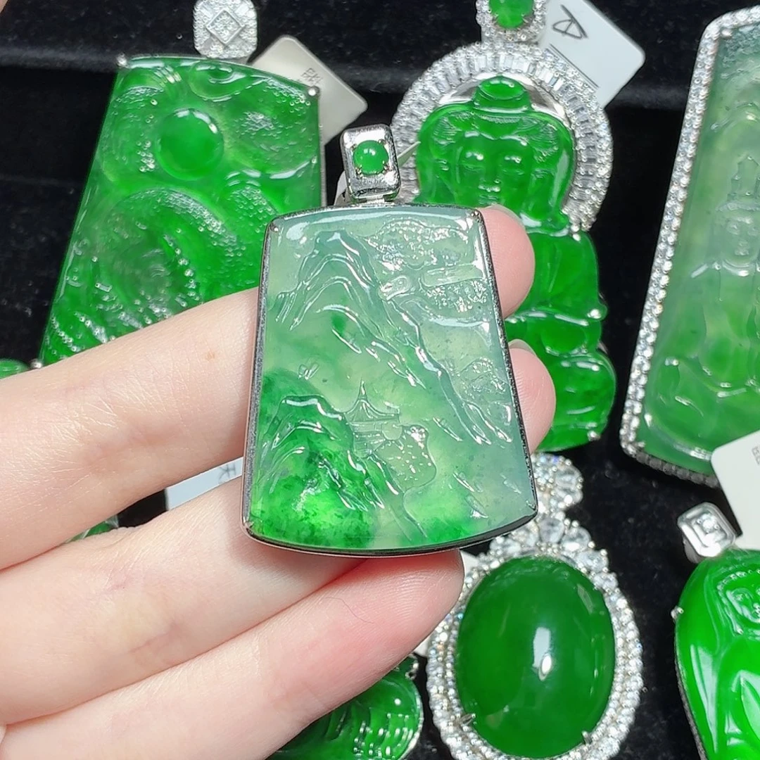 翡翠未镶嵌颈饰天然A货翡翠