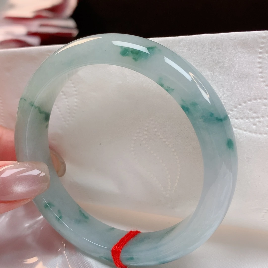 【闪购商品】未镶嵌手镯翡翠57+