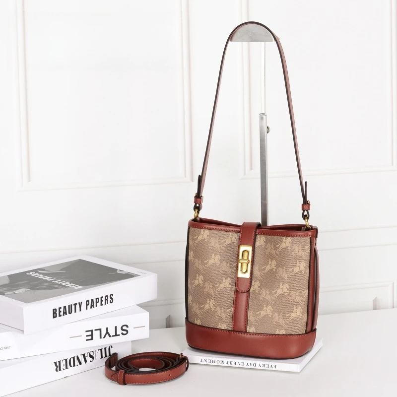 【RAIN·CUN】轻奢单肩斜挎马鞍包 GQ-8330-卡其/流霞红