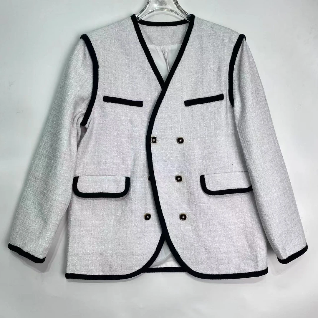 时尚新款风V领银白色外套 E8223