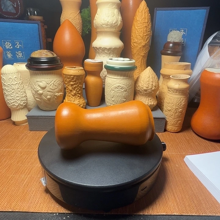 小心翼翼把他当成朋友一样看