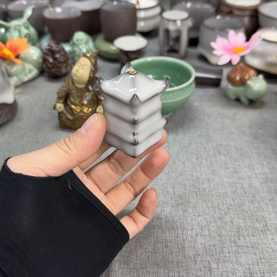 女***班茶器黄先生 正在直播