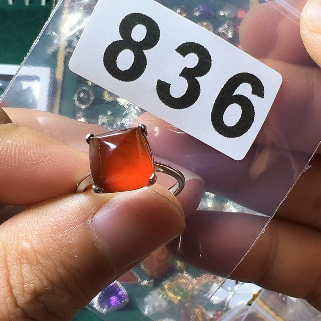 石榴石戒指银S925镶嵌心***?