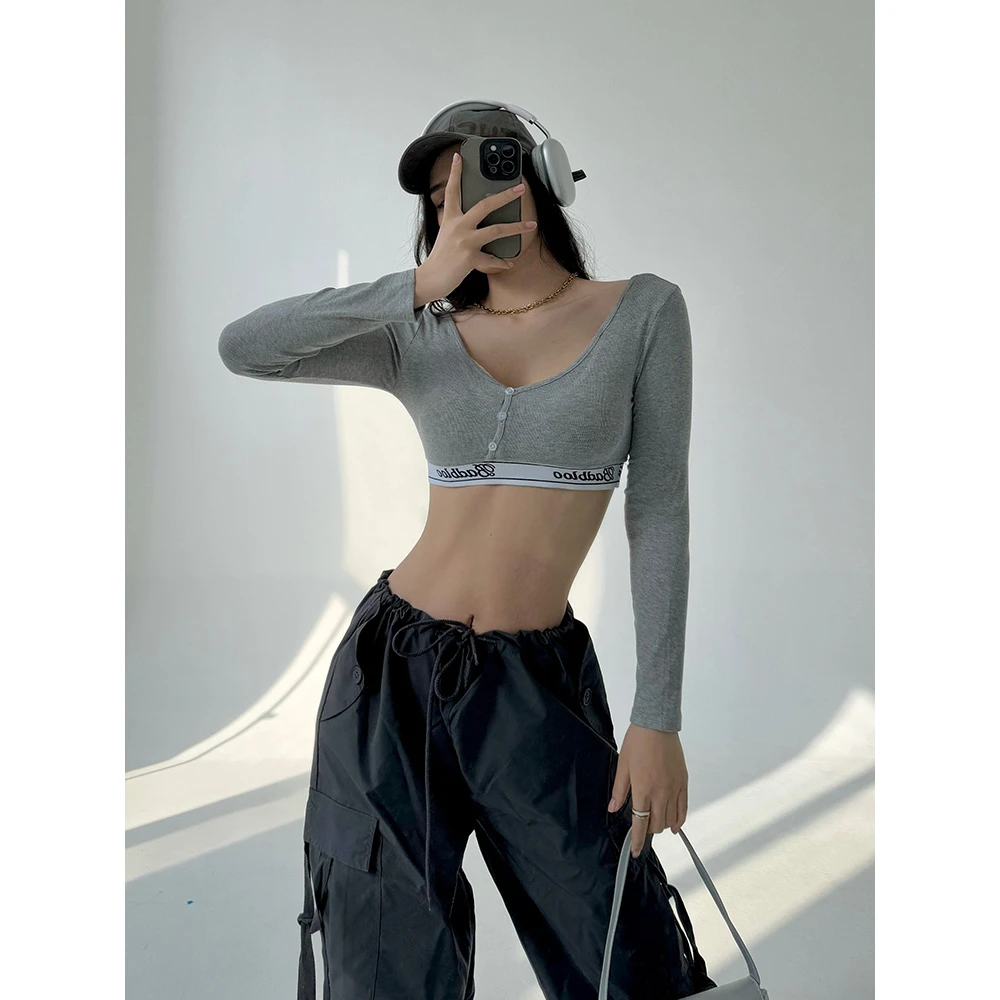 叶小舞美式辣妹v领性感长袖T恤女超短款高腰露脐jazz爵士跳舞上衣