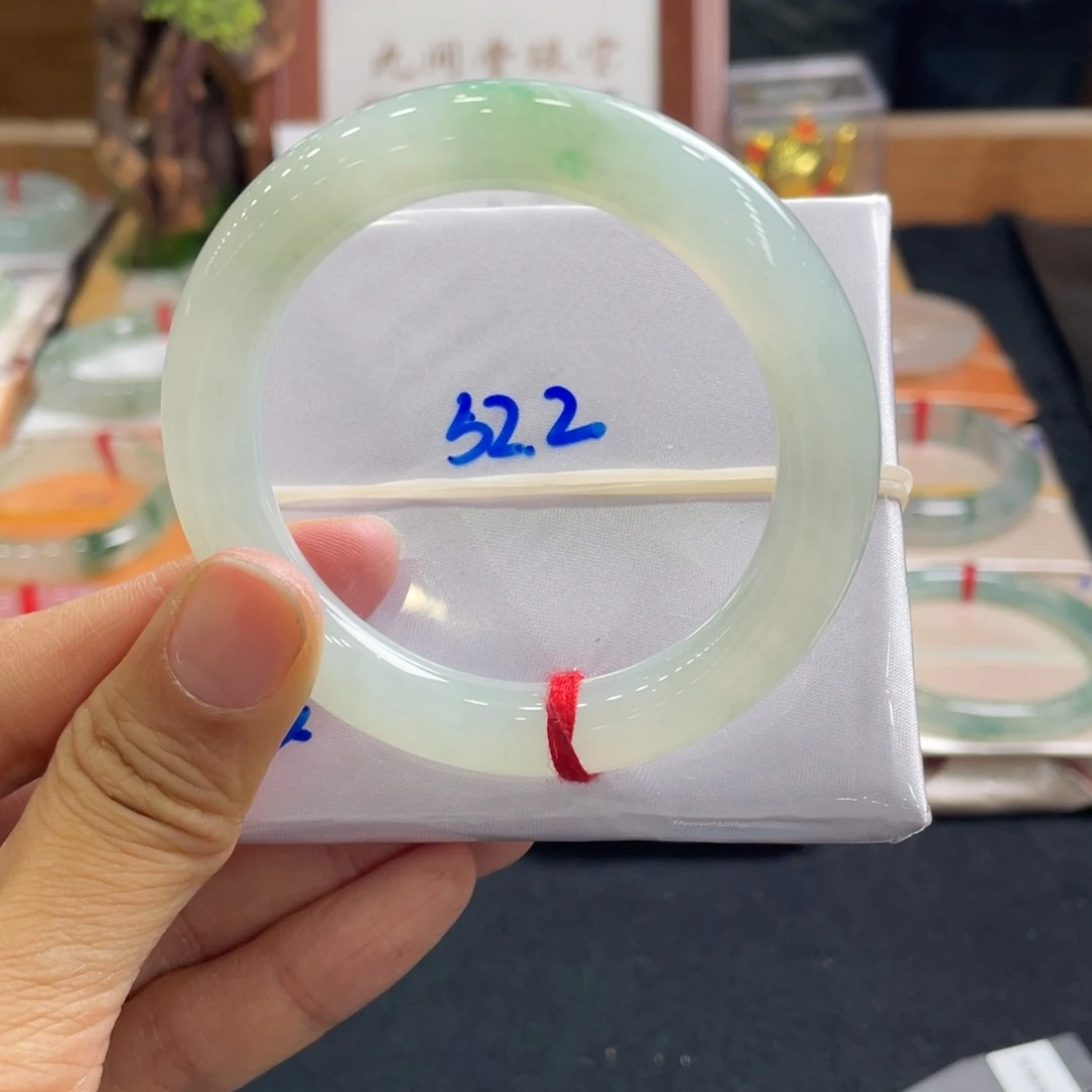 翡翠手镯未镶嵌52.2冰绿金丝绿