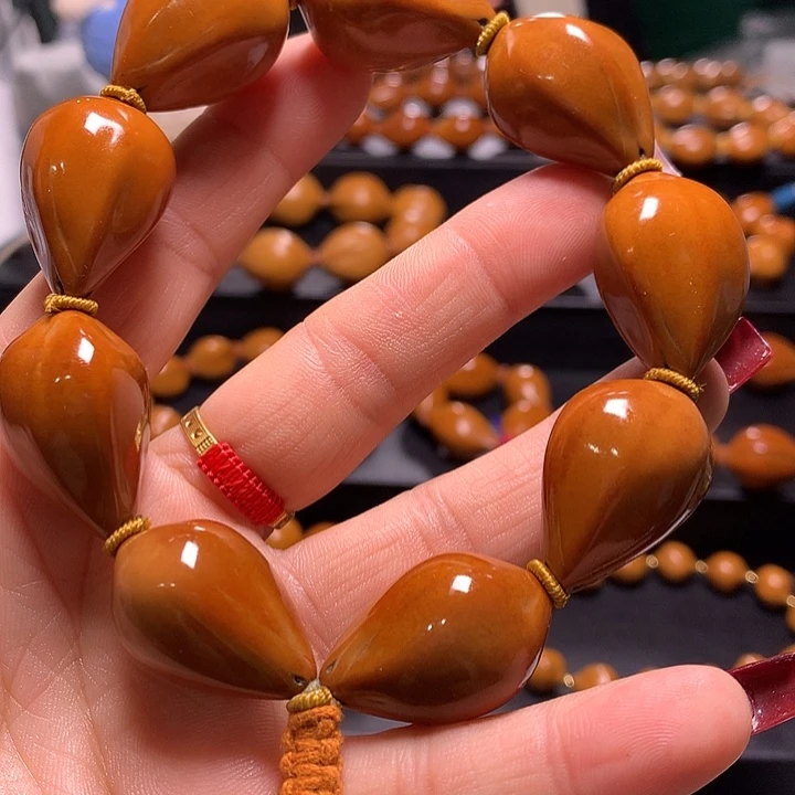 手串/手链橄榄核三花手串