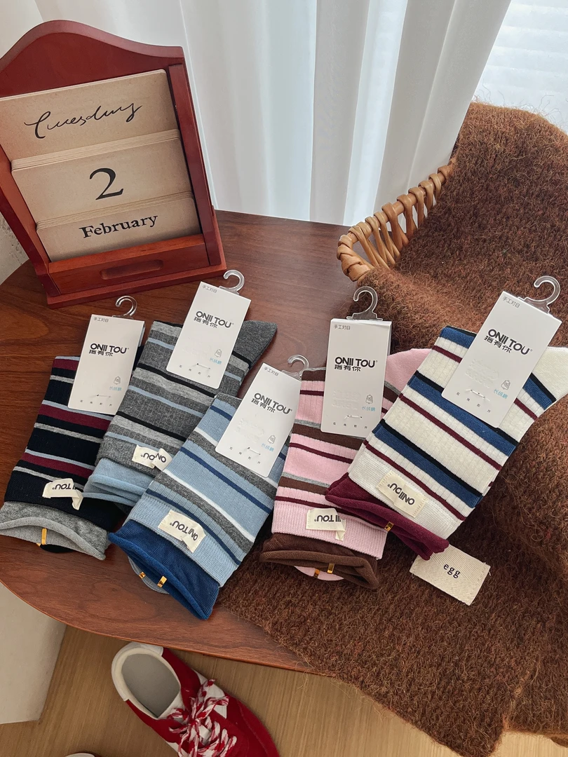 B直播链接 袜子女秋冬新品透气吸汗可爱百搭潮袜中长筒袜