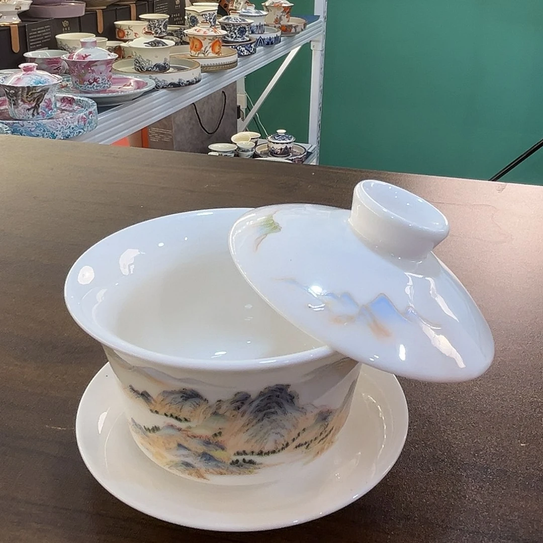 这些盖碗真漂亮！！