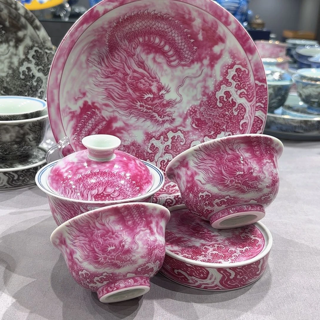 瓷片景德镇瓷器精品陈列