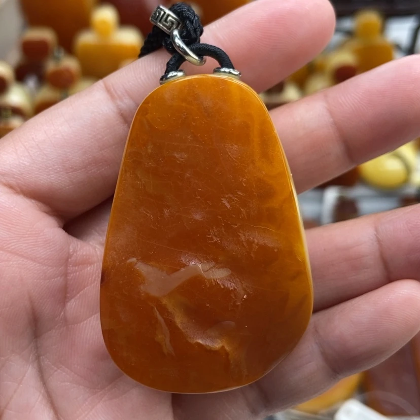 【闪购商品】琥珀颈饰未镶嵌