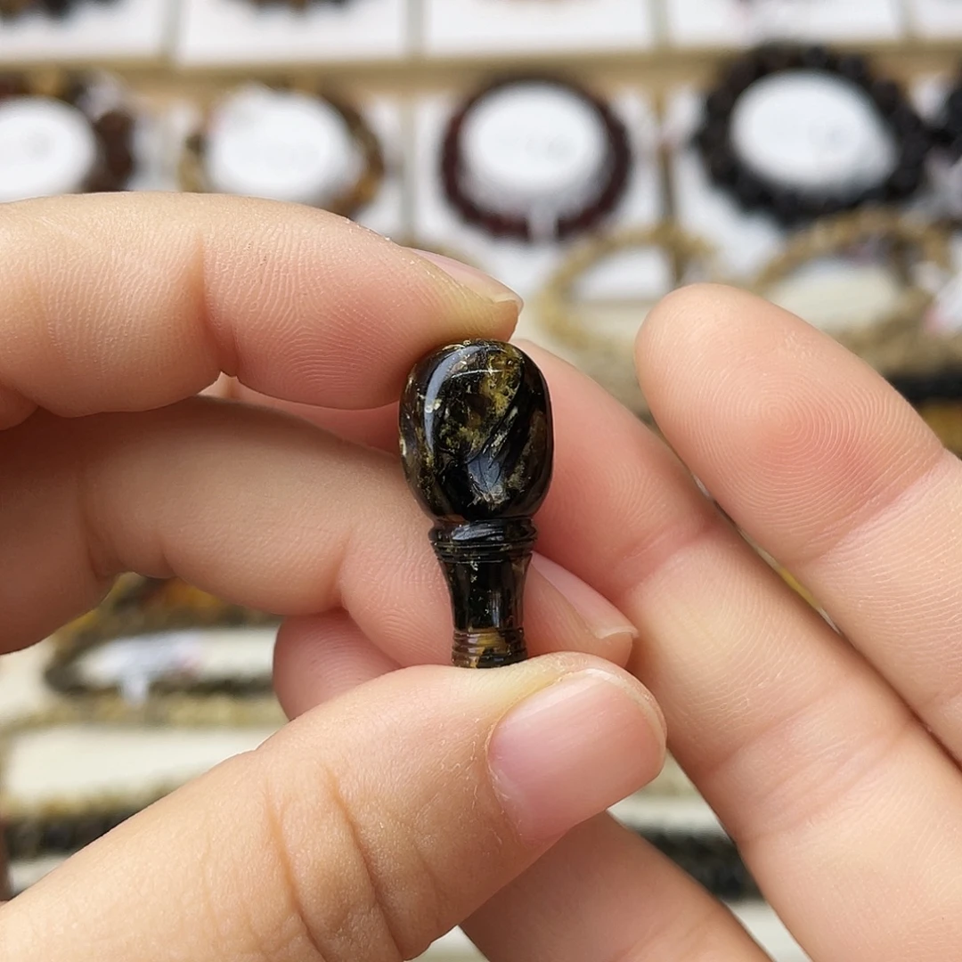 琥珀未镶嵌裸石大