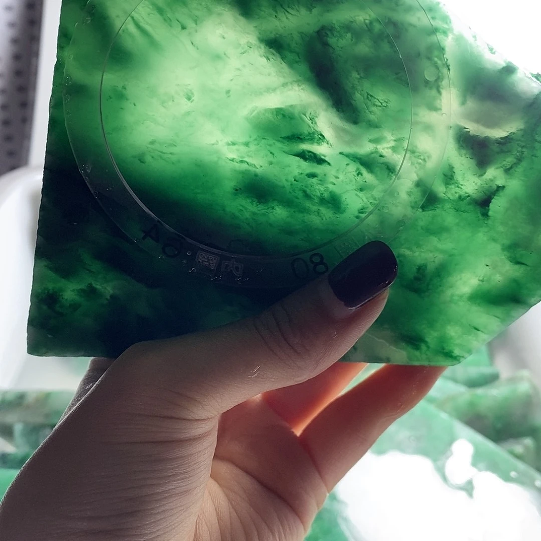 定制石英质玉（非洲翠）暖**妹