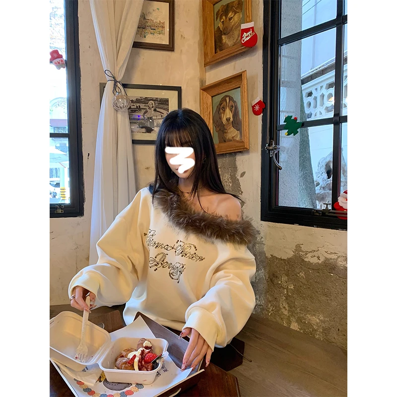 twomillion可拆卸毛毛领烫钻斜肩宽松无帽加绒卫衣女秋冬慵懒外套