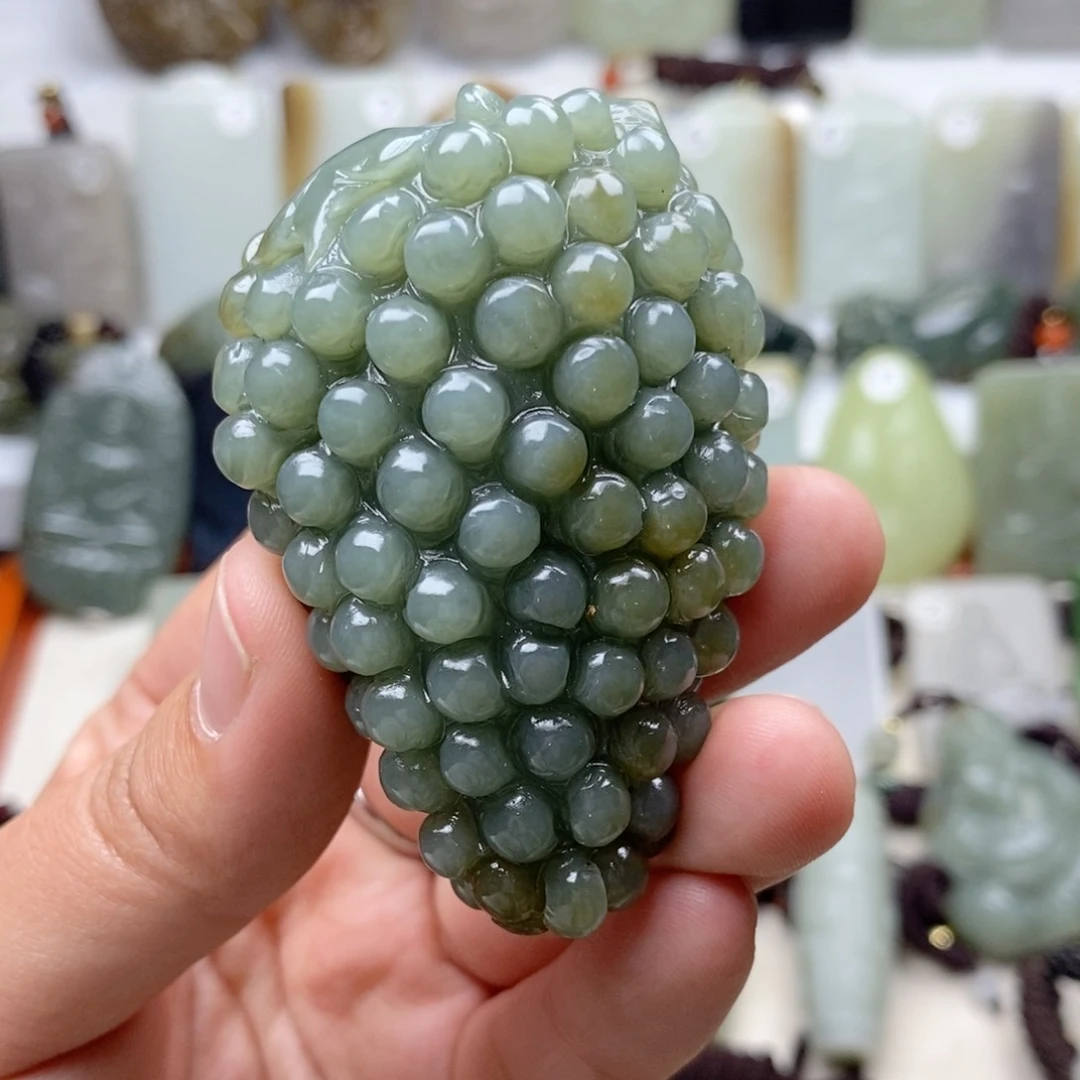 和田玉（糖玉）颈饰未镶嵌