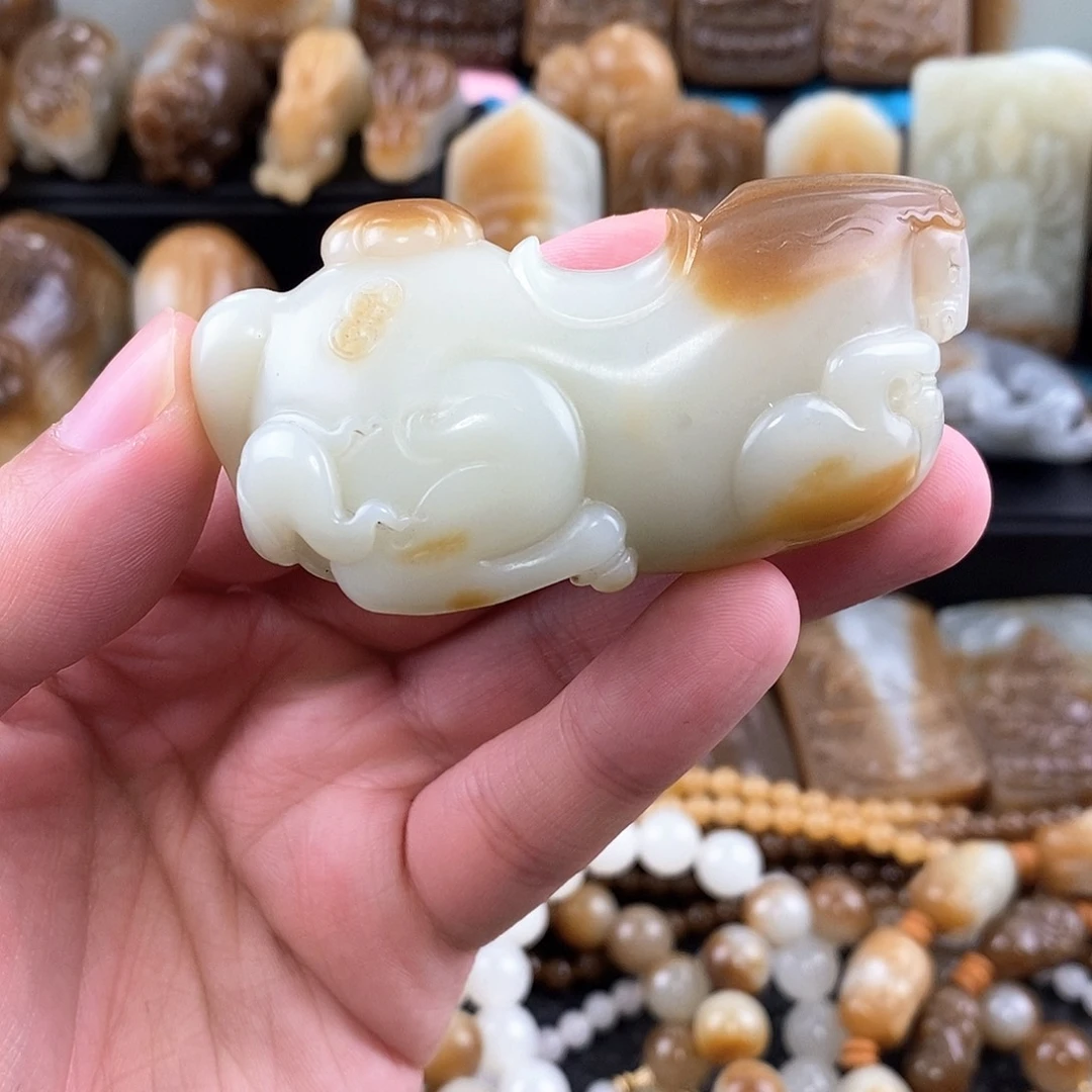 和田玉未镶嵌挂件