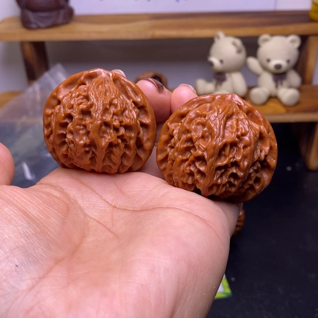 杰***白吊坠文玩核桃宫灯福利福利