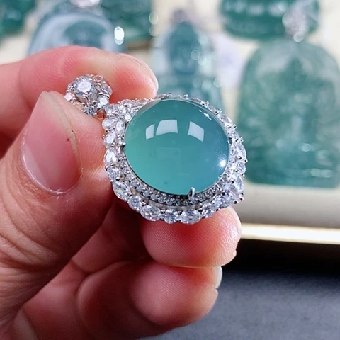 【闪购商品】翡翠颈饰银S925镶嵌天然翡翠