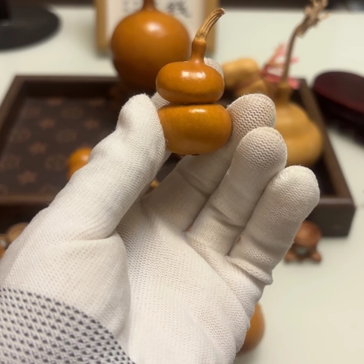 ****贝天然手捻老皮葫芦