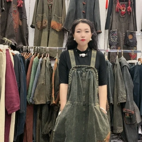 刺绣招财猫牛仔背带裤四季可穿