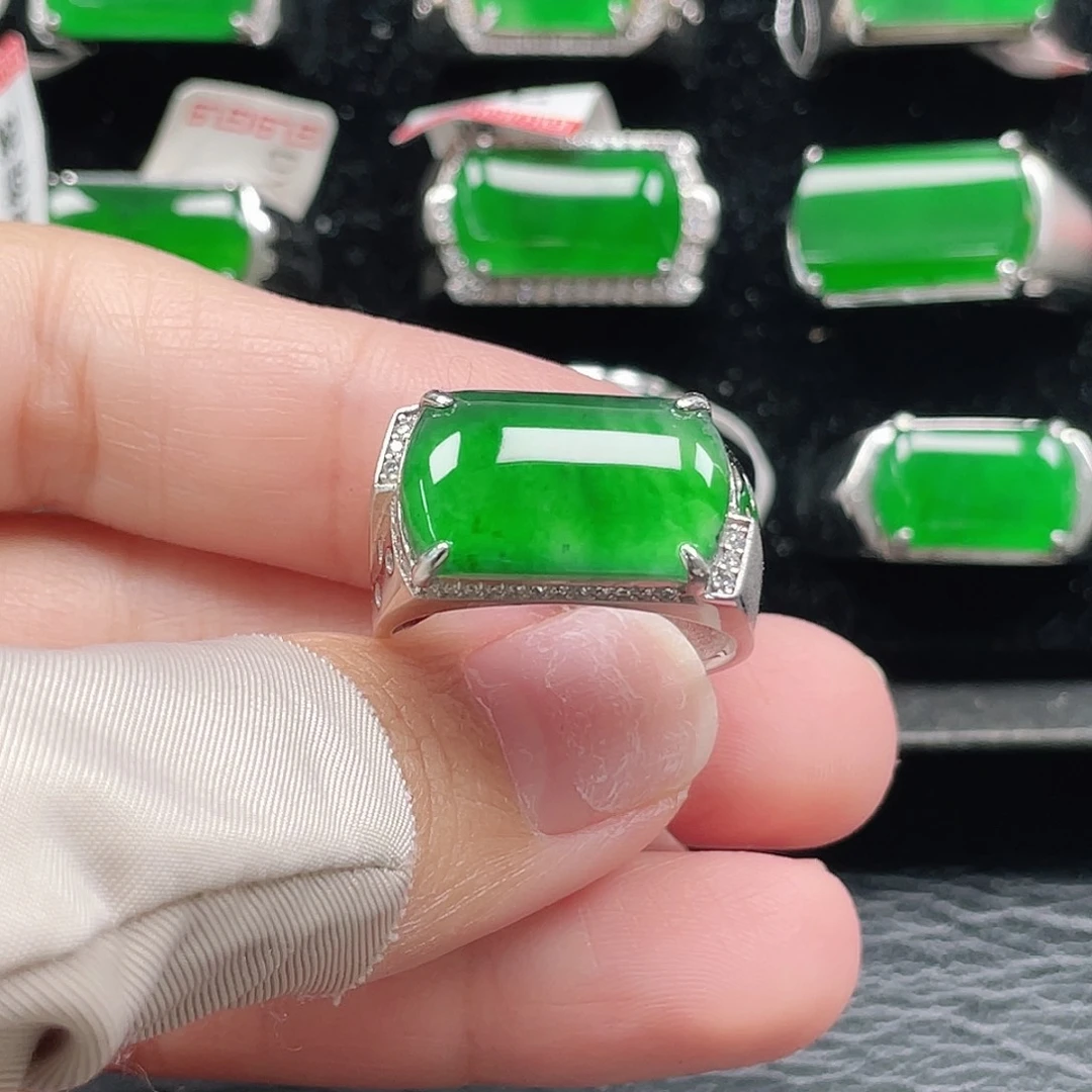 翡翠银S925镶嵌戒指天然A货翡翠没运费险3733