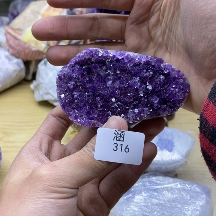 水晶大型摆件（非配饰）未镶嵌