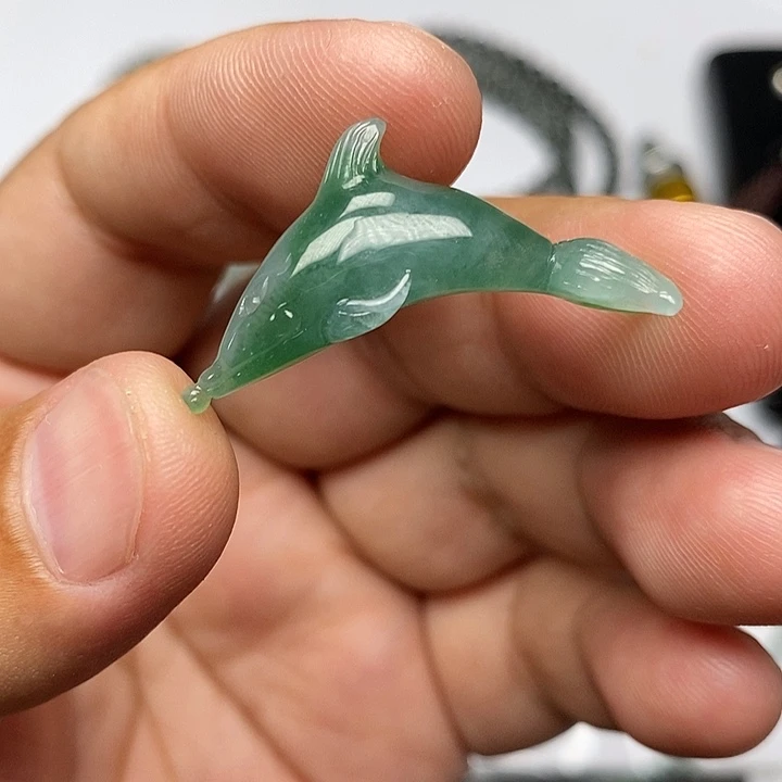 定制翡翠未镶嵌毛货需要抛光请慎拍