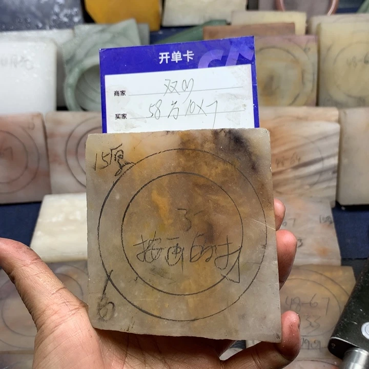 石英质玉手镯未镶嵌双*定制手镯