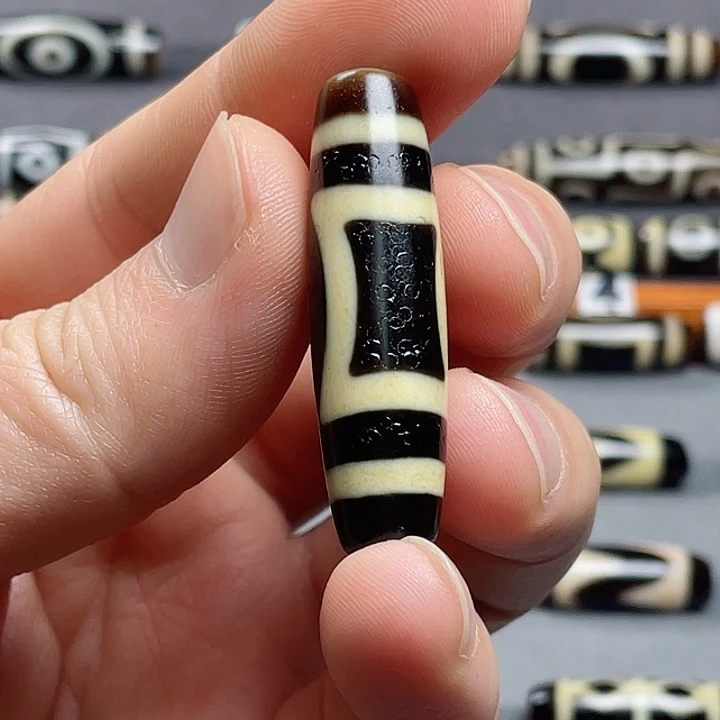 玛瑙/玉髓颈饰未镶嵌?****播