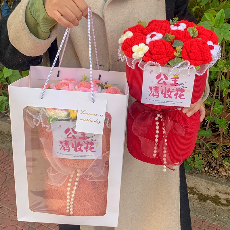 创意纯手工针织花束成品送闺蜜亲友女生走心生日节日礼物2025新款