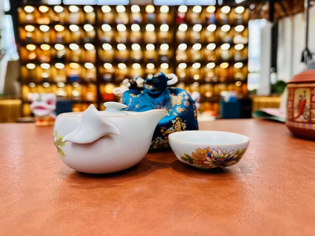 KZH0018-瓷工坊汝窑掐金扒花一壶一杯+刺绣包 旅行套