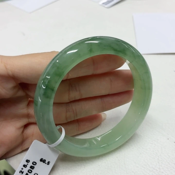翡翠未镶嵌手镯55.9冰胶绿花