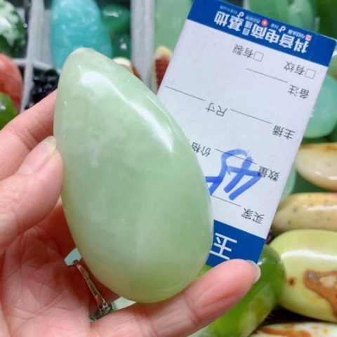 蛇纹石玉未镶嵌手把件