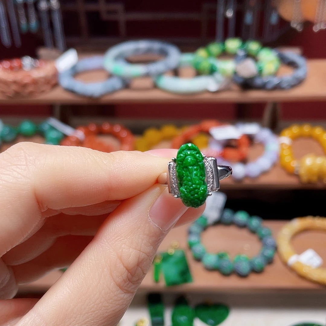 翡翠银S925镶嵌戒指饰品