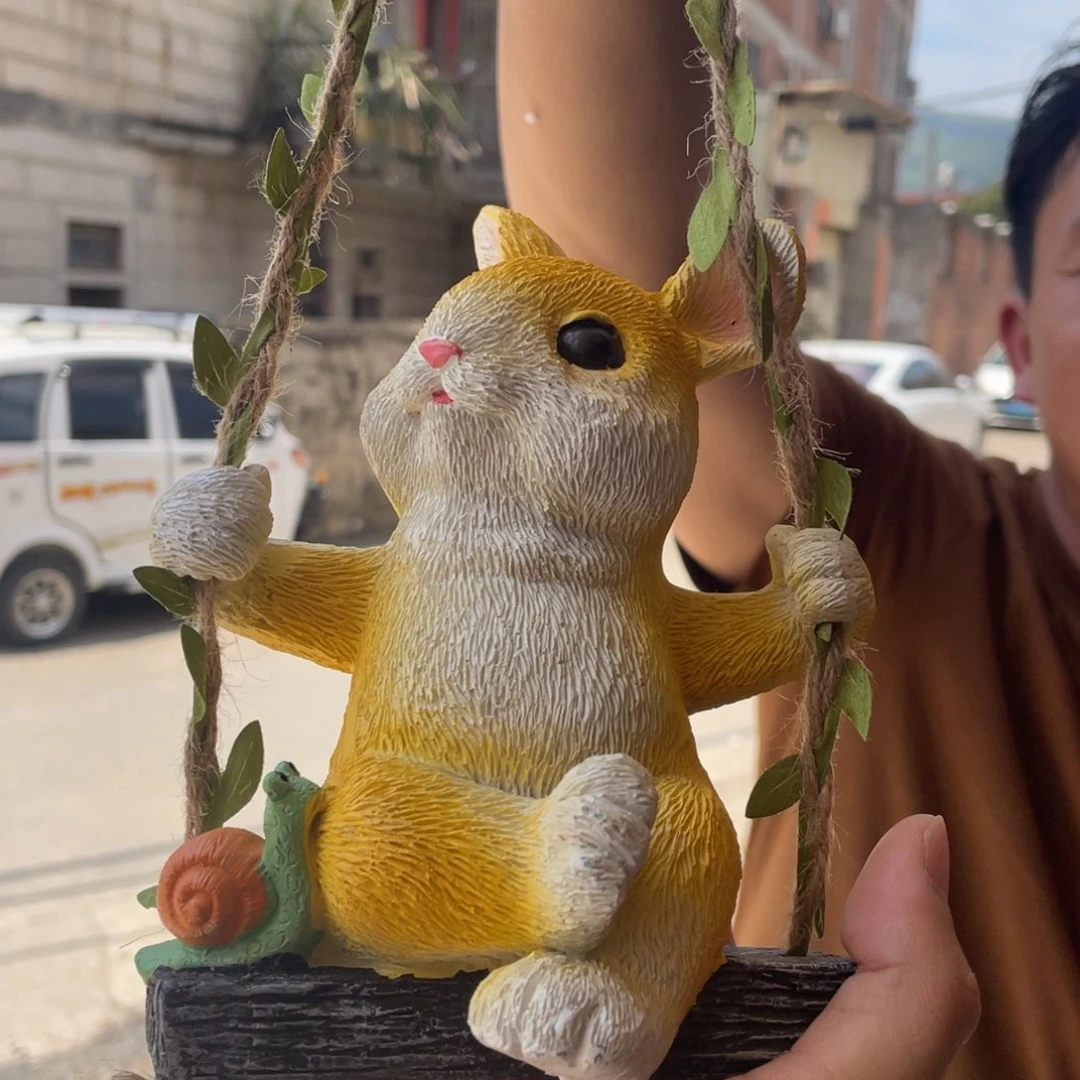 【闪购商品】树脂秋千兔子摆件