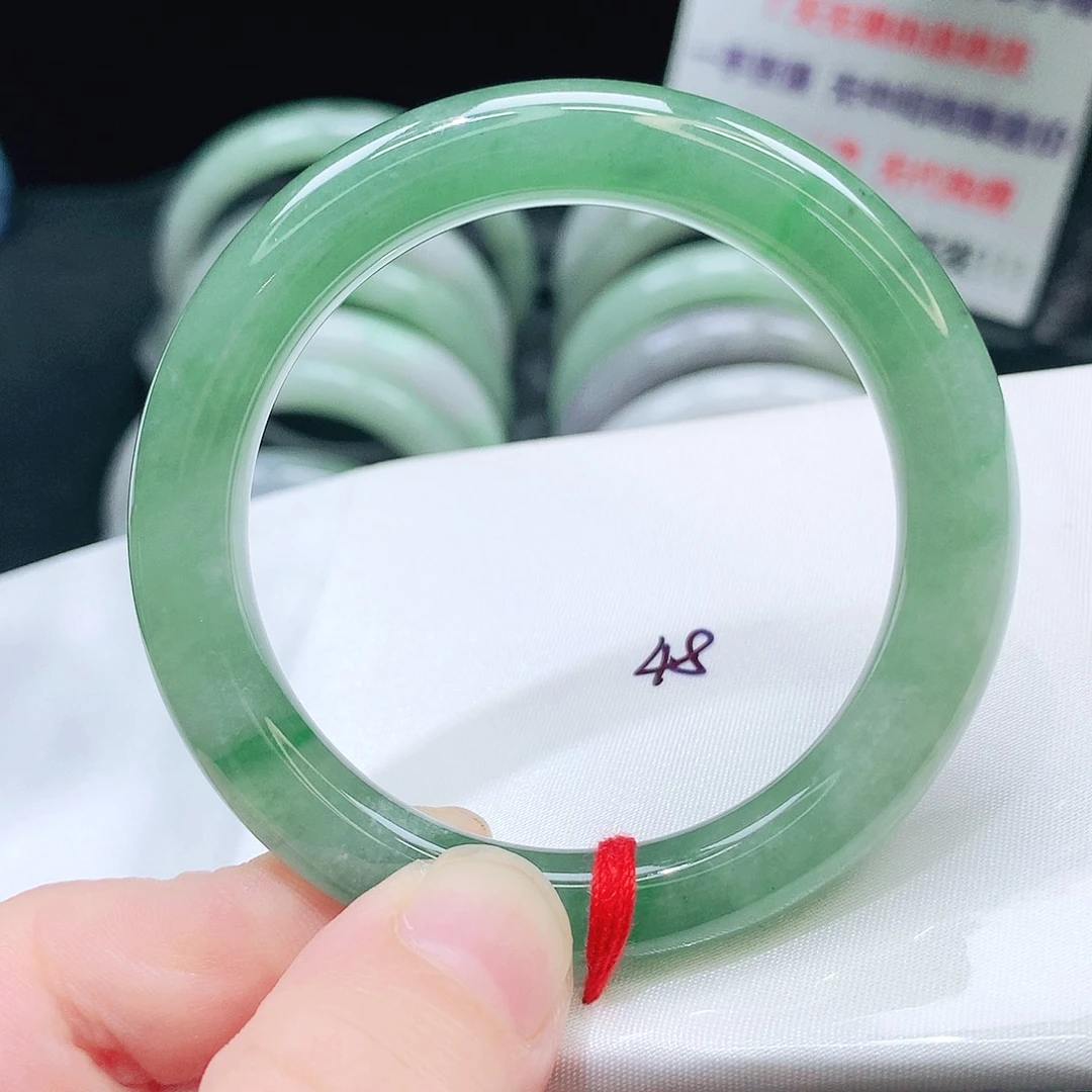 翡翠未镶嵌手镯421