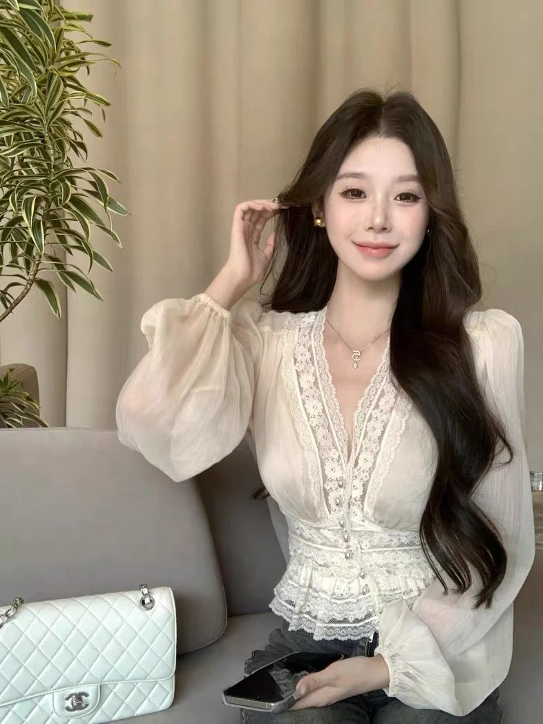 现货秒发---上衣蕾丝显瘦气质长袖法式收腰设计感小香风时尚