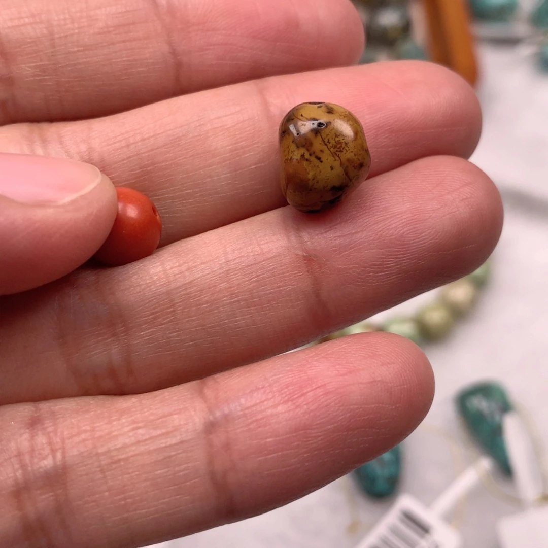 玛瑙/玉髓未镶嵌新店开业，随形一颗