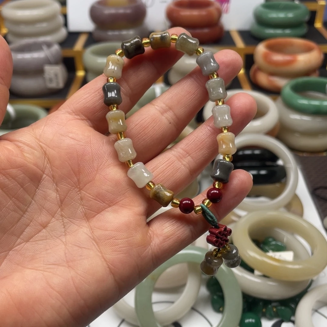 石英质玉未镶嵌手镯