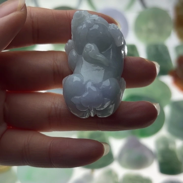 翡翠吊坠(赠链)未镶嵌翡翠貔貅吊坠