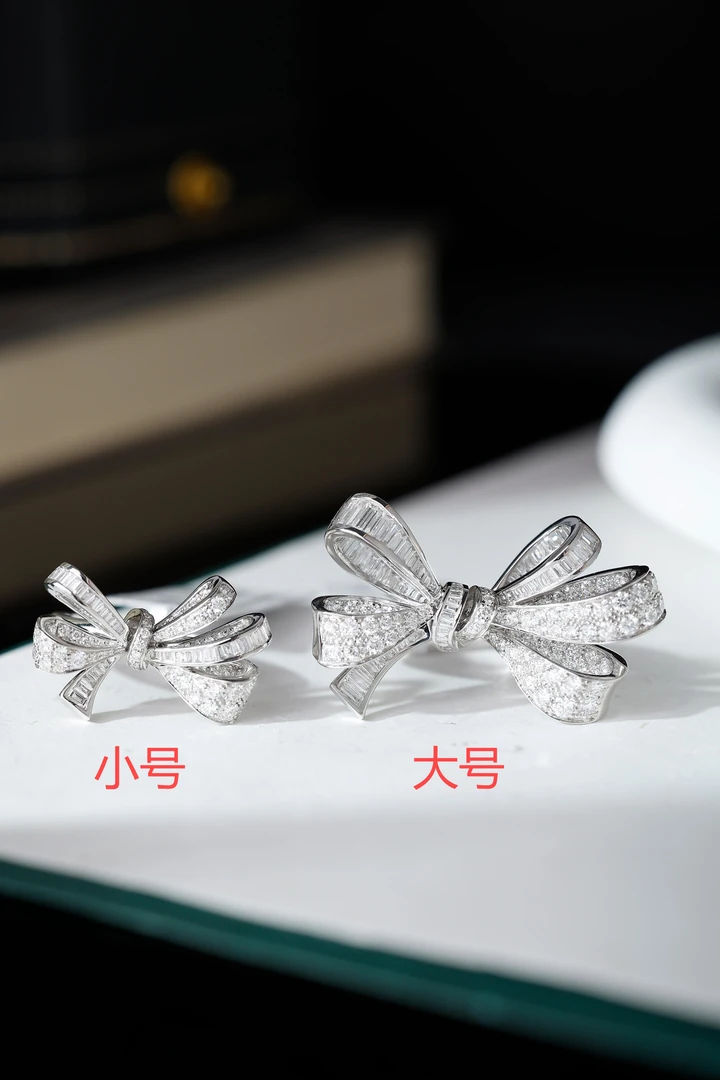18K金钻石小号蝴蝶结戒指CZ（多样性发其一）