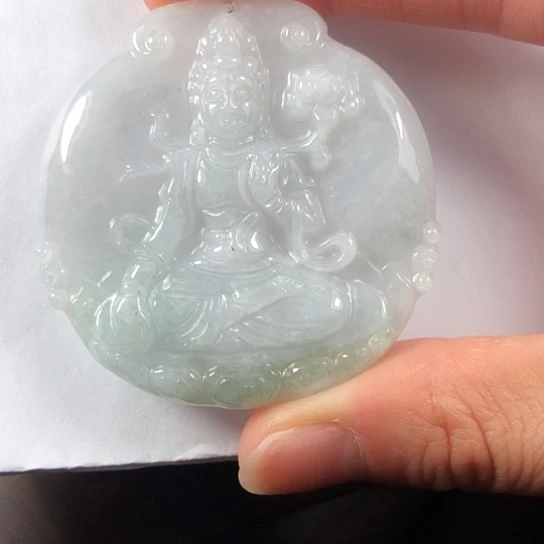 翡翠未镶嵌颈饰缅甸A货，每天下午1点半开播