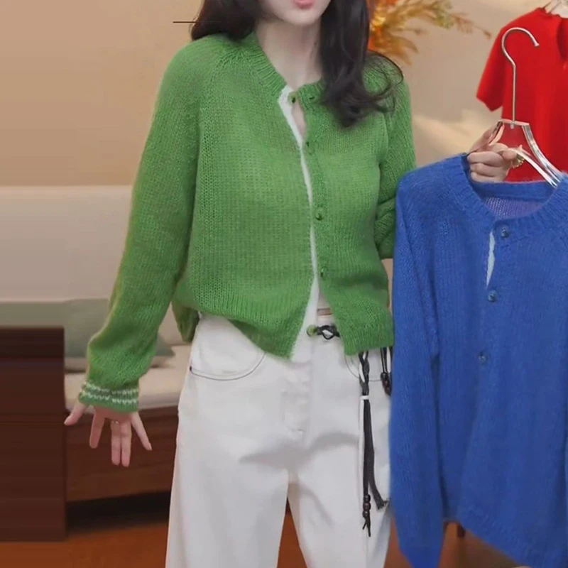 韩系撞色拼接针织开衫女早秋新款小个子宽松显瘦百搭气质短外套潮