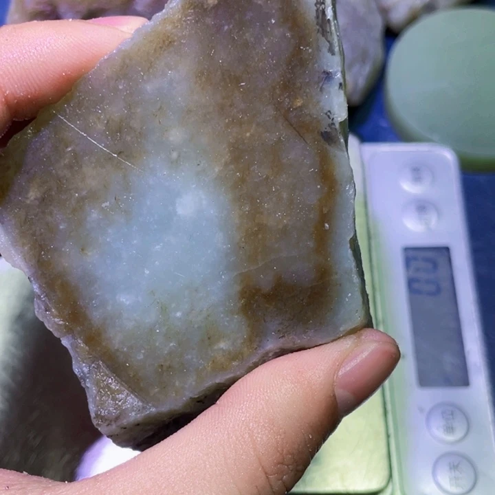 和田玉（糖玉）未镶嵌珠宝半成品