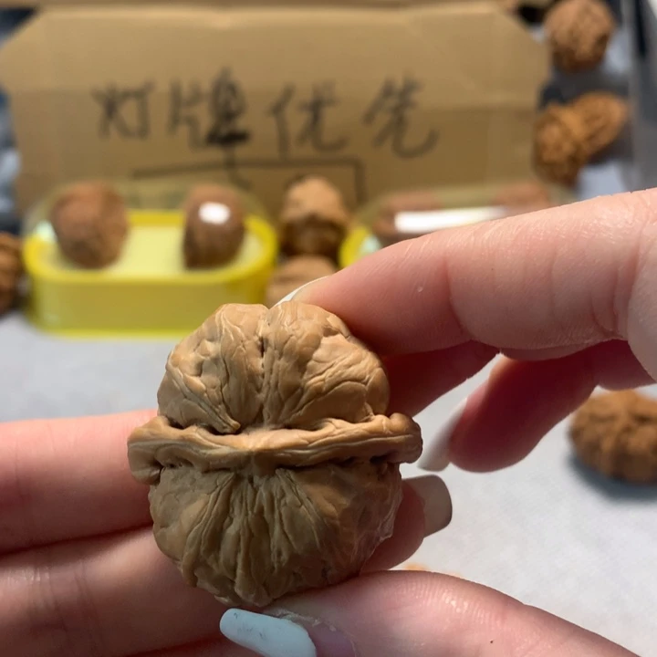 中***家文玩核桃把件异形单只